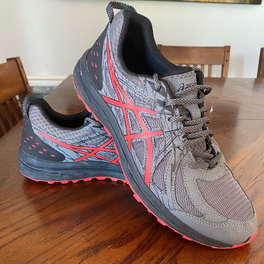 Men’s ASICS 10.5